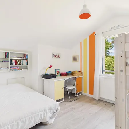 Maison Au Calme Pour 8 Avec Jardin