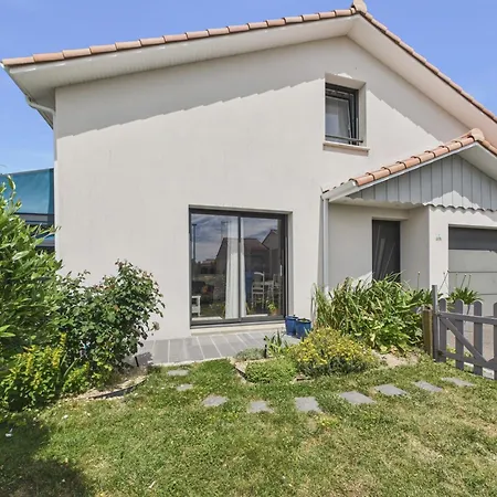 Maison Au Calme Pour 8 Avec Jardin Feriehus Saint-Michel-Chef-Chef